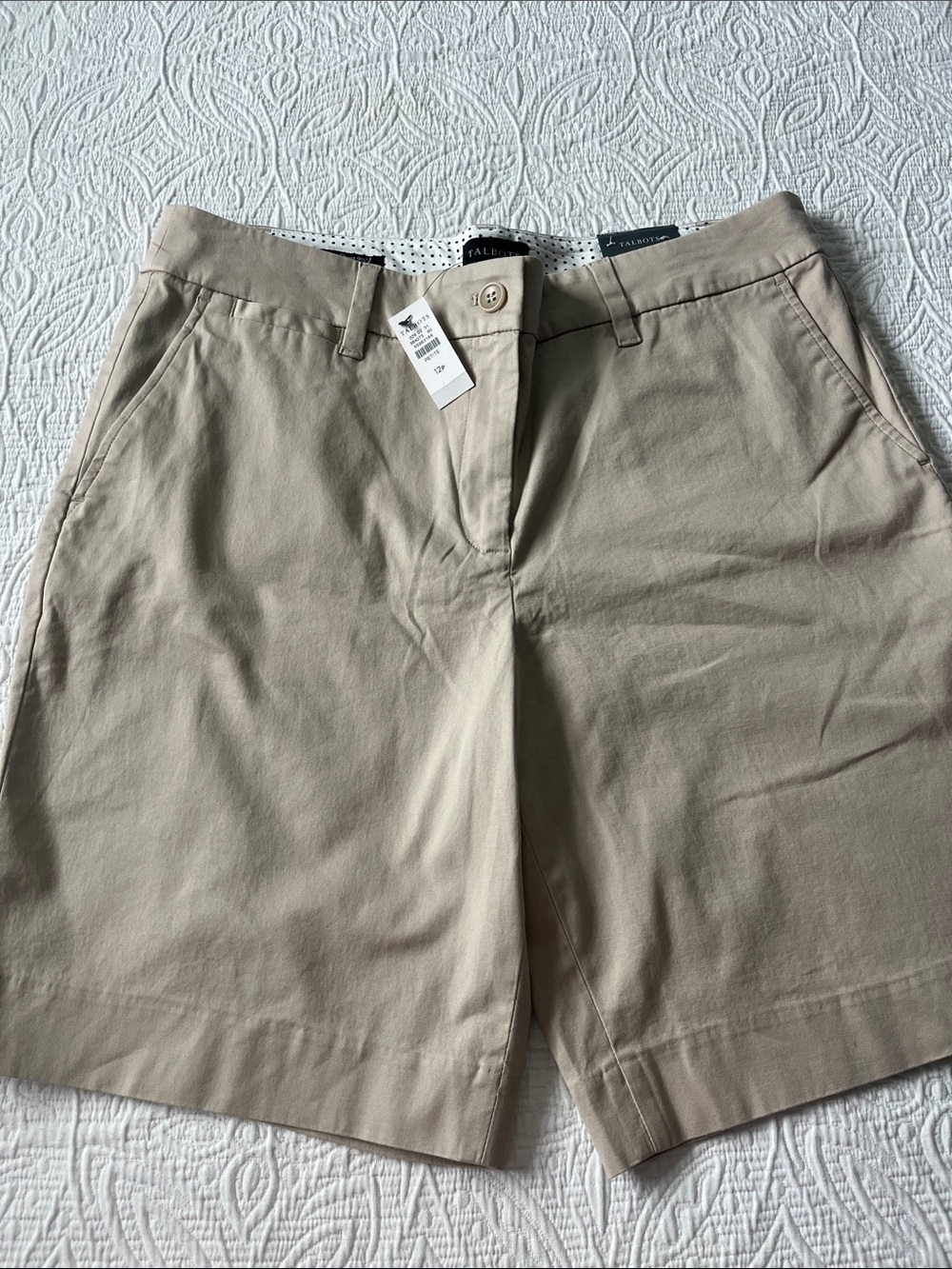 Talbots Beige Cotton Bermuda Shorts Perfect Short 9 1/2” size 12 petite NWT